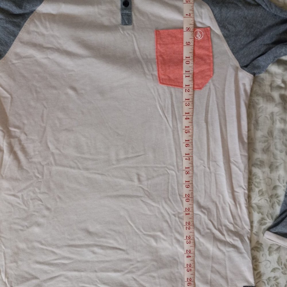 Lightweight hoodie. - Picture 4 of 7